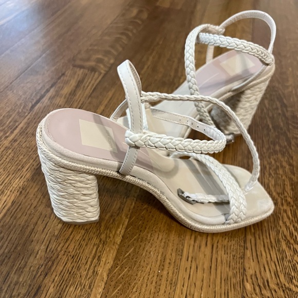 BRAND NEW Dolce Vita Oro Heels - Picture 4 of 6